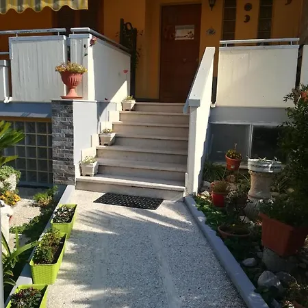 La Nocleg ze śniadaniem