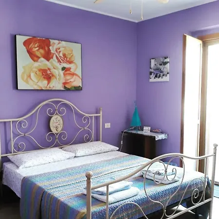 La Bed & Breakfast 3*