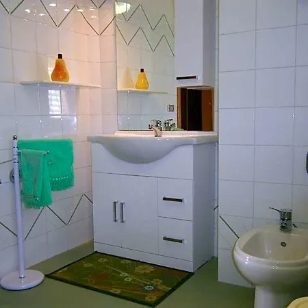 Bed & Breakfast La 3*